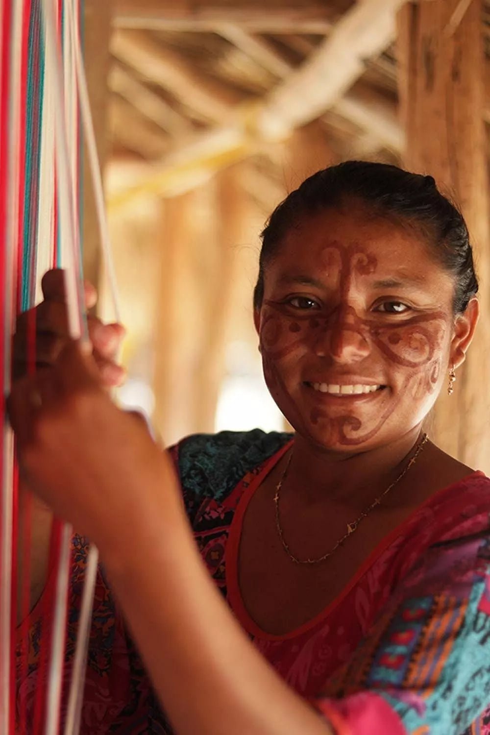 Een vrouw van het Wayuu-gemeenschap in Colombia